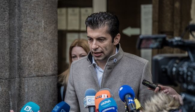 Болгарии нужно 2 года для отказа от нефти из РФ: Петков просит исключение из европейского эмбарго