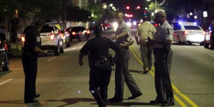 За последние сутки в США произошло три инцидента со стрельбой в школах