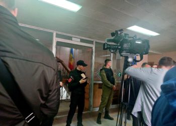 Додона «обезопасили» от журналистов. Как карабинеры объясняют нарушение прав прессы