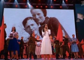 На «Первом канале» в России во время концерта ко Дню Победы показали Бонни и Клайда