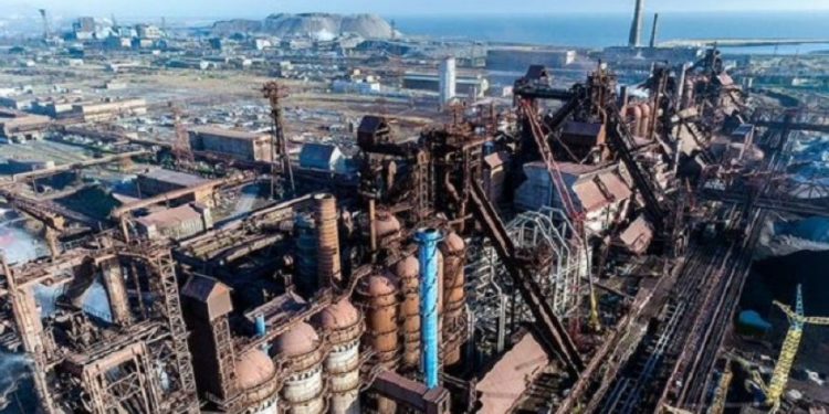 Замкомандира «Азова»: Гражданские покинули «Азовсталь»