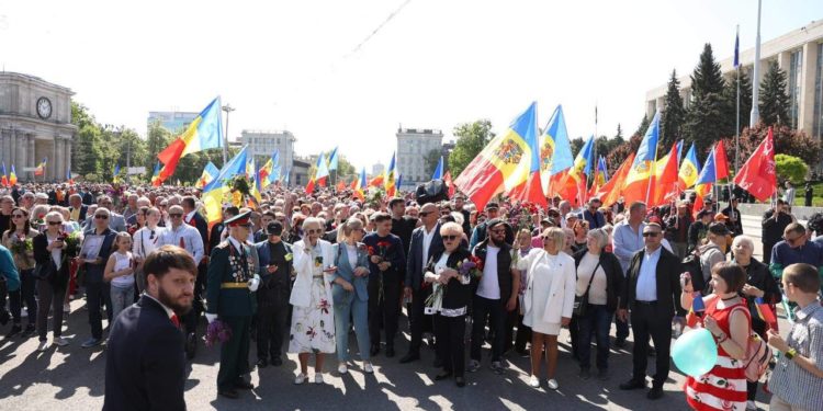 Более десяти тысяч активистов и симпатизантов Партии «ШОР» приняли участие в марше, посвященном Дню Победы