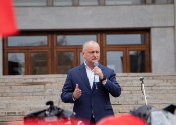 Valută națională și străină, contracte, chitanțe, documente și recipise: Ce au depistat procurorii la Igor Dodon după o zi întreagă de percheziții | VIDEO