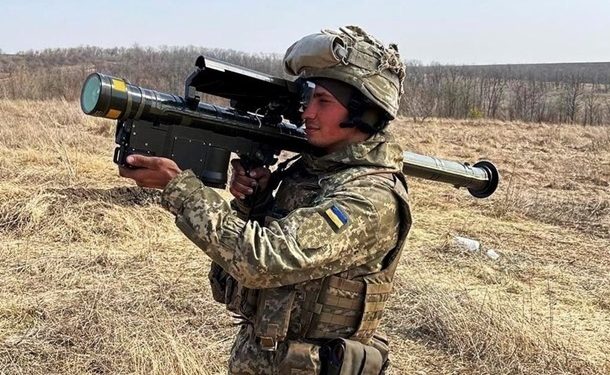 Украина получила оружие и финпомощь на $12 млрд
