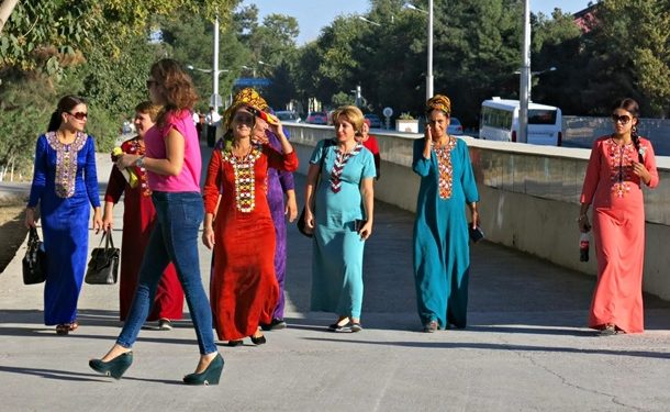 В Туркменистане ввели жесткие ограничения для женщин