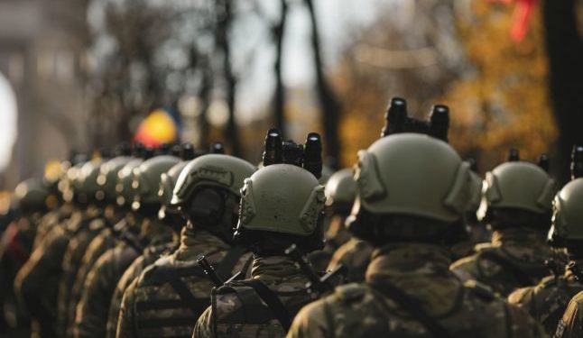 Armata română face angajări masive. Se caută militari profesionişti, dar şi rezervişti voluntari