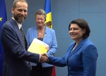 Moldova a transmis astăzi a doua parte a chestionarului de aderare la UE
