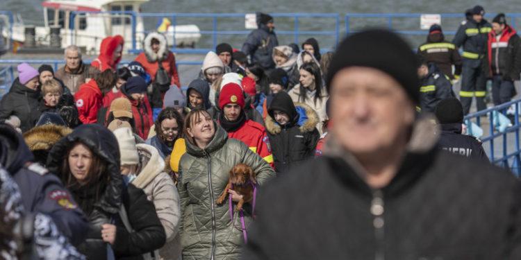 Finanțare de aproape 250 de milioane de euro pentru România şi alte patru state UE care ajută refugiaţii ucraineni