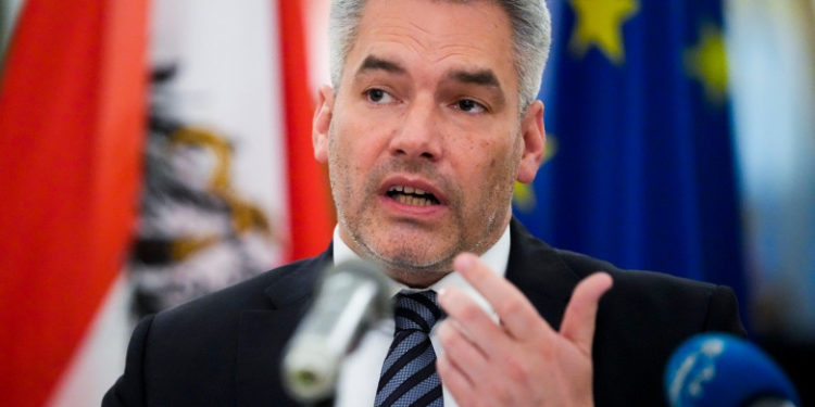 Cancelarul austriac: UE nu va lua în considerare un embargo asupra gazelor ruseşti în următorul pachet de sancţiuni