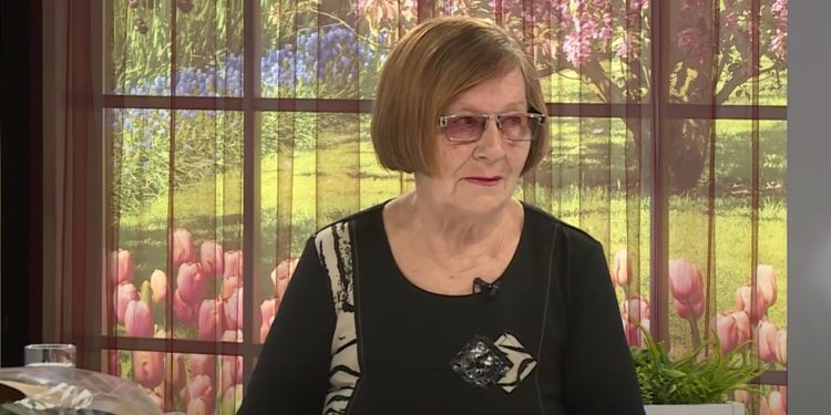 Hai să ne căsătorim: În televiziune, ca la ea acasă