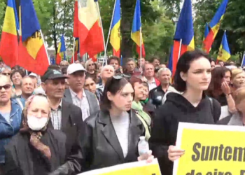 Participanții la protestul PSRM au adoptat o rezoluție: Cer demisii, oprirea acțiunilor de presiune politică a opoziției și eliminarea cenzurii la instituția publică de radio și TV