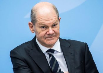 Шольц призвал сделать переговоры между Россией и Украиной «конкретнее»