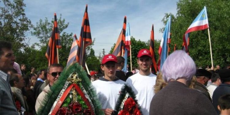 Грозит ли журналистам штраф за материалы с георгиевской лентой? Объясняют полиция и парламент