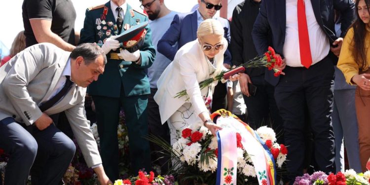 Peste 10 mii de membri și simpatizanți ai Partidului „ȘOR”, împreună cu reprezentanții din conducerea formațiunii, au participat la un marș al păcii, de Ziua Victoriei | VIDEO