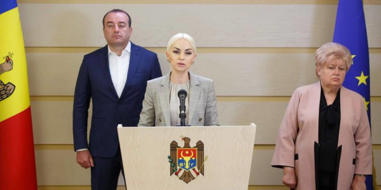 Fracțiunea Partidului „ȘOR” va vota pentru ridicarea imunității lui Ilan Șor și Marinei Tauber, dar promite dezvăluiri interesante despre adevărații beneficiari ai furtului miliardului