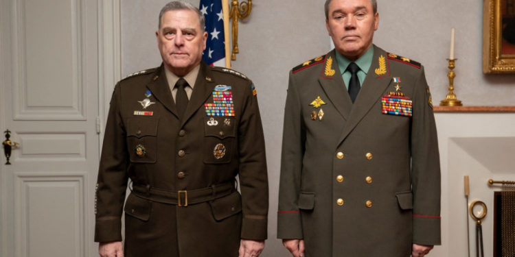 Șeful armatei SUA a vorbit cu omologul său rus pentru prima dată de la începutul invaziei ruse în Ucraina