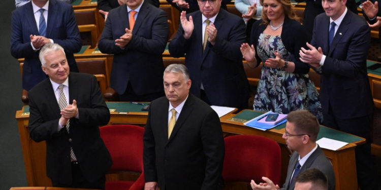 Viktor Orban și-a început al patrulea mandat consecutiv de premier al Ungariei avertizând că urmează o perioadă de recesiune în Europa