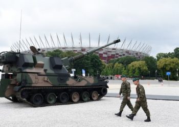 Польша предоставит Украине 18 самоходных гаубиц KRAB — СМИ