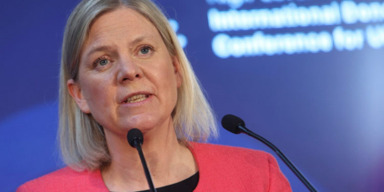 După Finlanda, și Suedia se pregătește să ceară aderarea la NATO. Cel mai mare partid al țării susține demersul