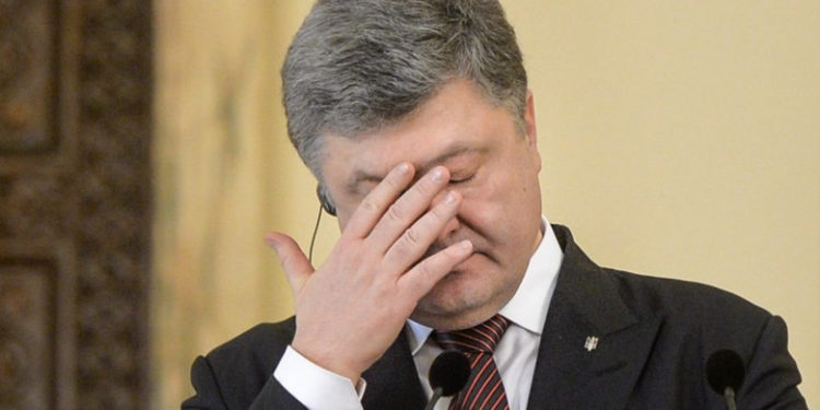 Fostul preşedinte ucrainean Petro Poroşenko spune că i s-a refuzat ieşirea din ţară. Armistiţiul politic cu Zelenski ar putea fi rupt