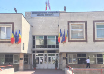 Alertă cu bombă în sectorul Ciocana al capitalei. Zona a fost încercuită și toată lumea — evacuată