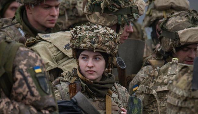 Мобилизацию в Украине хотят продлить. Кого не могут призвать на службу