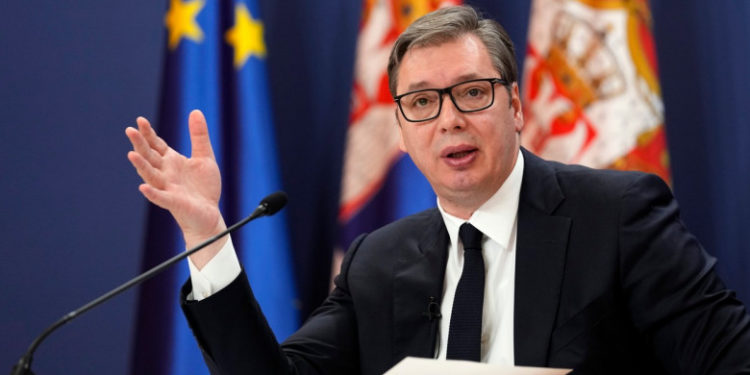 Vucic spune că Serbia e pe calea aderării la UE dar nu-și va schimba poziția față de Rusia: Nu-mi pasă cât de puternice sunt presiunile