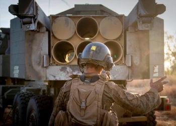 Американские ракетные комплексы HIMARS прибыли в Украину