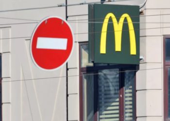 Владелец нового McDonald’s в России намерен за два месяца открыть все рестораны сети
