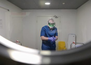 Число случаев оспы обезьян за пределами Африки превысило 1 тыс.