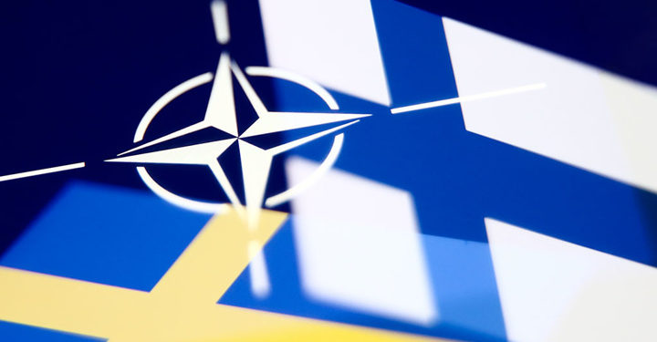 Финляндия не вступит в НАТО без Швеции