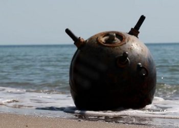 За несколько дней в Одесской области принесло к берегу пять мин