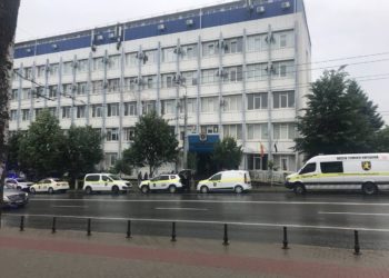 Dimineață „fierbinte” în Capitală! Judecătoria Buiucani ar fi minată, iar toți oamenii au fost evacuați