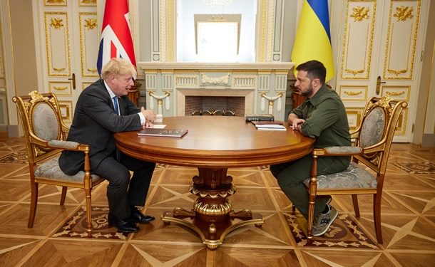 Джонсон предложил Зеленскому масштабную программу подготовки военных