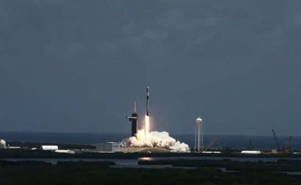 SpaceX вывела в космос полсотни спутников Starlink