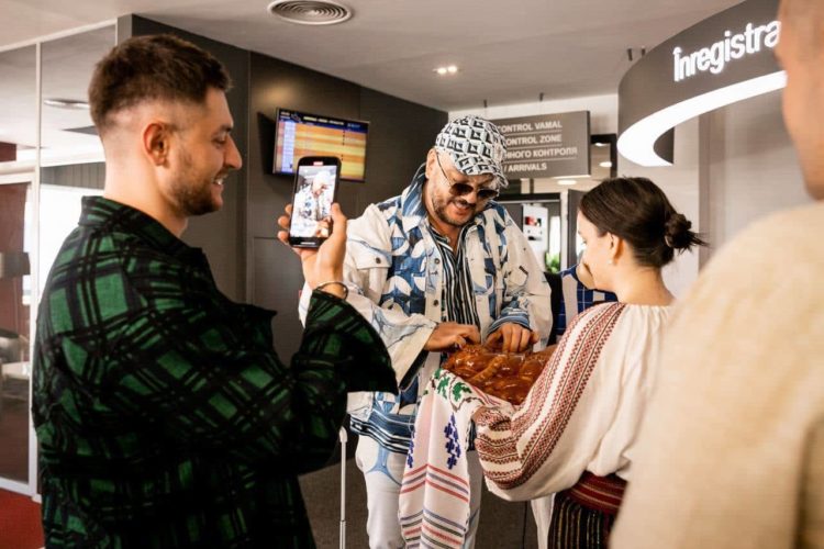 Филипп Киркоров споет в воскресенье на сцене в центре Кишинева