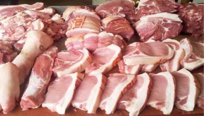 Sute de kilograme de carne, prelevate drept „probe” de laborator. Un veterinar din Bălți a ajuns la CNA