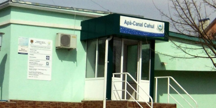 Președintele Consiliului de administrare al SA “Apa Canal Cahul”, recunoscut în calitate de bănuit în dosarul de corupere pasivă și activă