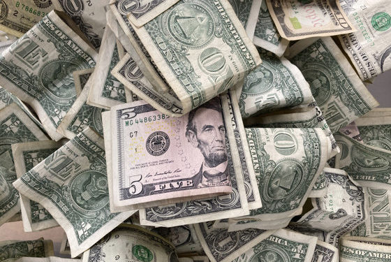 Inflaţia continuă să crească în SUA, atingând un nivel-record pentru ultimele patru decenii