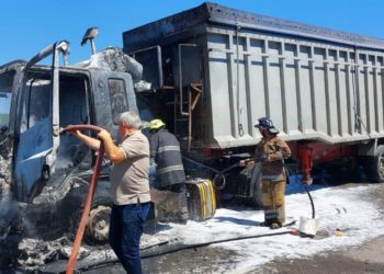 Detalii despre incendiul produs pe traseul Căușeni-Giurgiulești: Camionul care a luat foc era încărcat cu 24 de tone de porumb | VIDEO