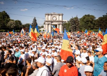 Organizatorii protestului: Peste 40.000 de oameni s-au adunat în Piața Marii Adunări Naționale pentru a protesta împotriva autorităților