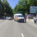 O minoră de 16 ani a fost lovită de o ambulanță în misiune, chiar pe trecerea de pietoni | VIDEO