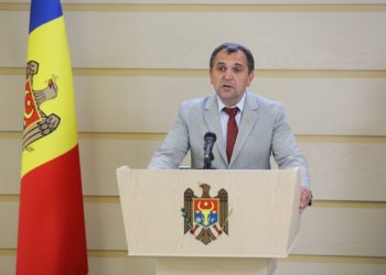 Dinu Țurcanu: Poliția „a arestat” baloturile de paie din care urma să fie improvizată o scenă pentru protestul din PMAN