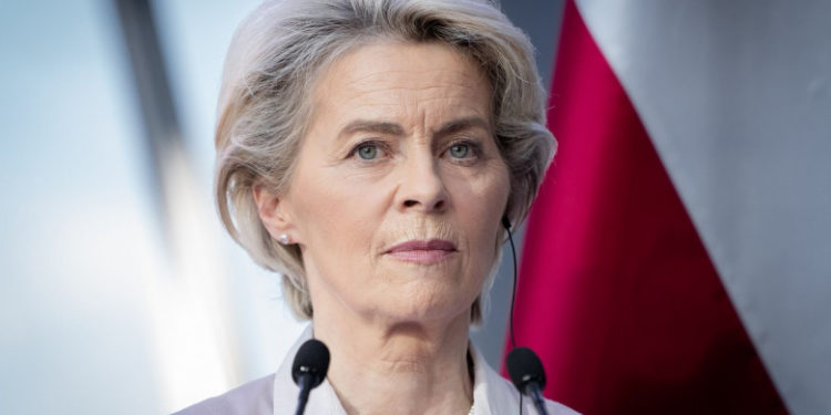 Ursula von der Leyen „crede cu tărie” că Ucraina va primi statutul de candidată la aderare: „Este o decizie istorică”