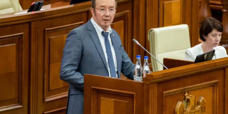 „Este un fals”. Gherciu respinge zvonurile că pleacă din fruntea Ministerului Agriculturii