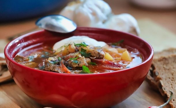 Борщ официально признан украинским блюдом