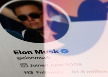 Twitter подал в суд на Маска за отказ от сделки по покупке соцсети