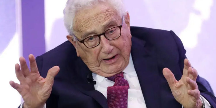 Kissinger: Zelenski nu citise ce am spus eu. Există trei posibile rezultate ale acestui război