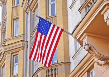 Посольство США призвало американцев покинуть Украину
