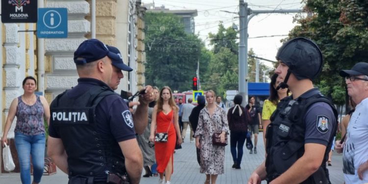 O nouă alertă cu bombă la Primăria Chișinău. Ceban: „Productivă zi pentru unii”